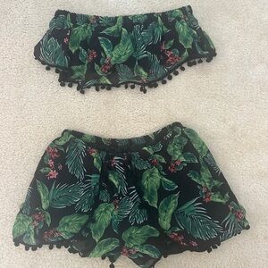 Tropical Leaf Print Pom Pom Shorts Set